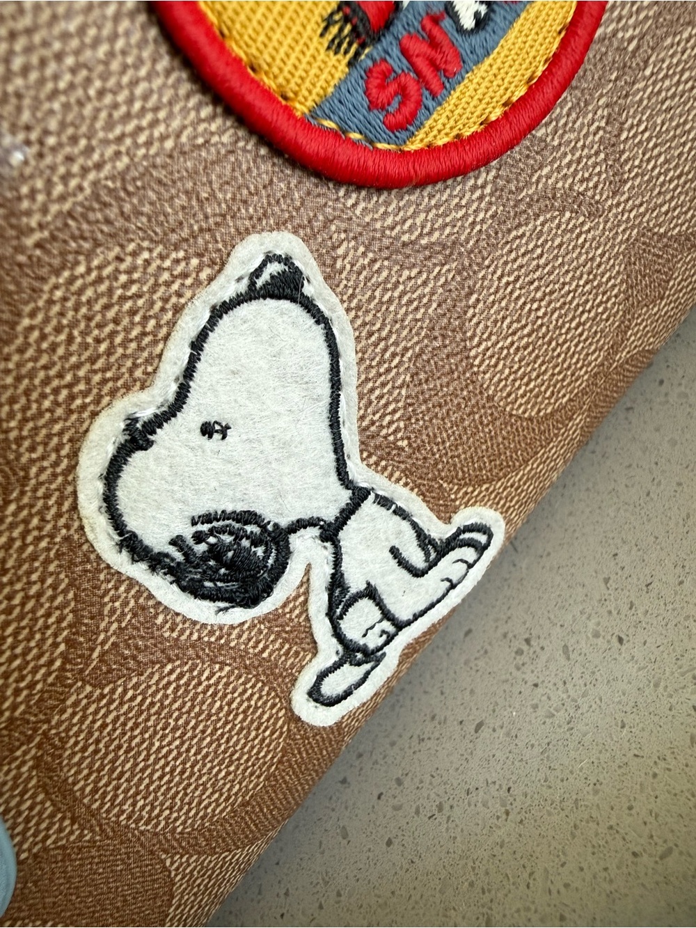 Coach signature C peanuts, snoopy zippered wallet NWOT collectors piece - Picture 4 of 15